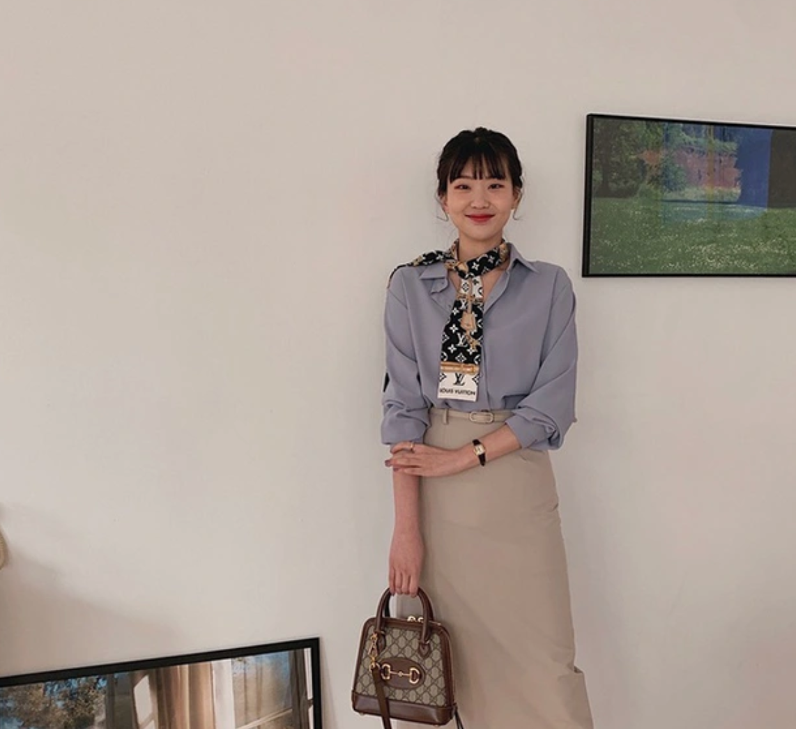 Chân váy màu be khiến chị em mê mẩn vì sự trẻ trung, tinh tế